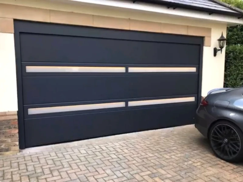 Autotallin nosto-ovi Slimline — JK-Ovet